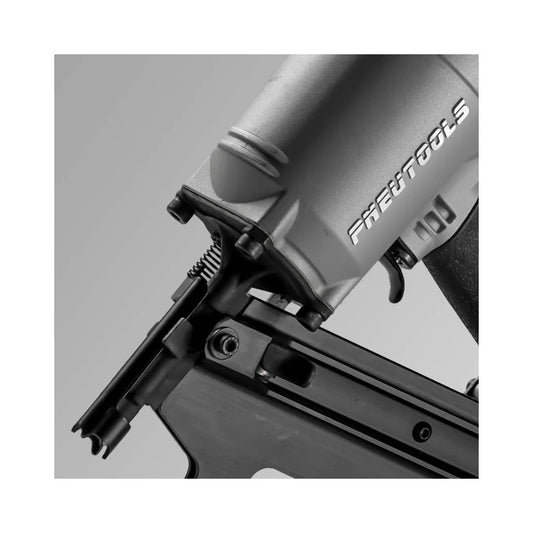 Detalle de la nariz y cargador de la PneuTools SN2283H