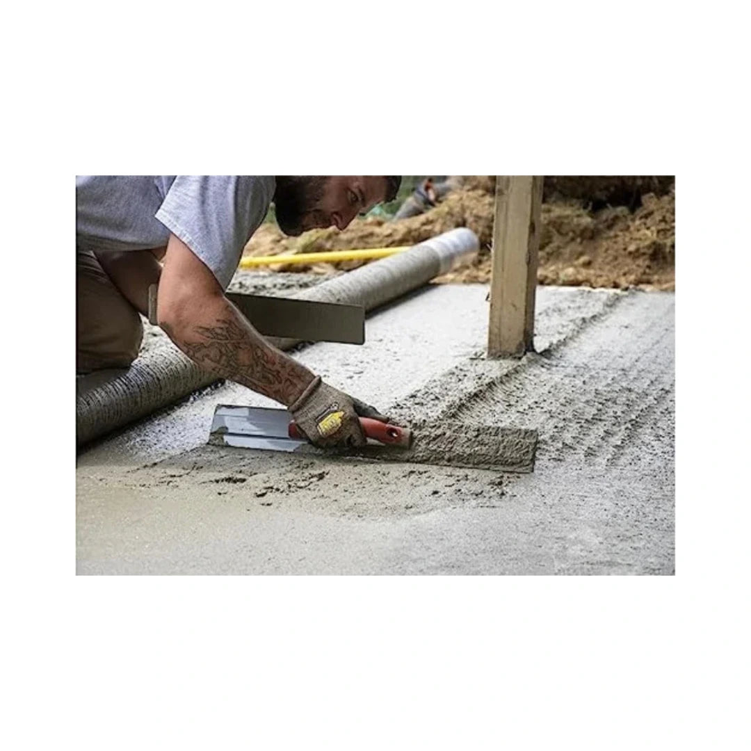 Flotador de magnesio Marshalltown para concreto con extremo biselado y mango DuraSoft