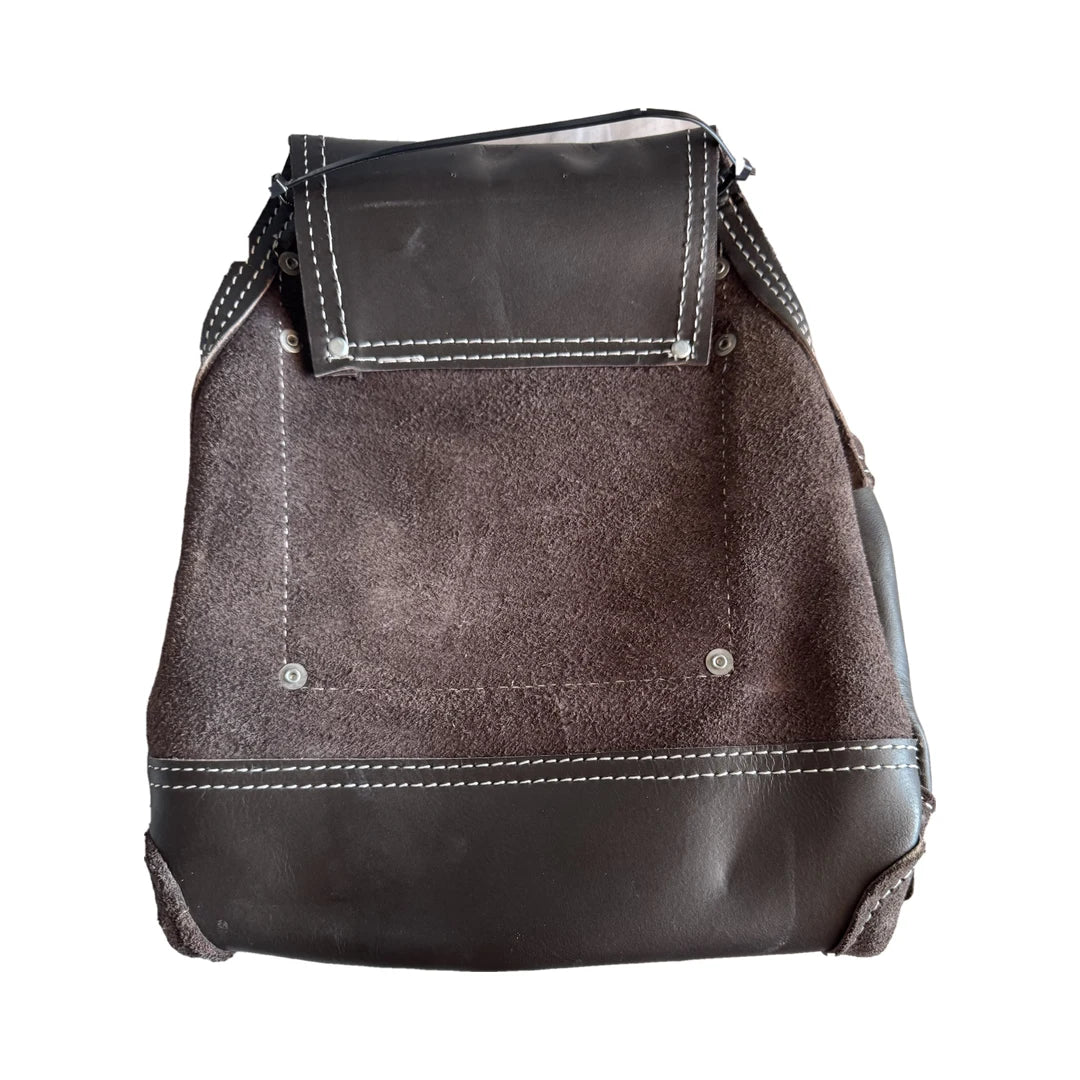 Bolsa de herramientas de cuero USA Pro Tools P-1213 café oscuro con café claro, vista de atrás