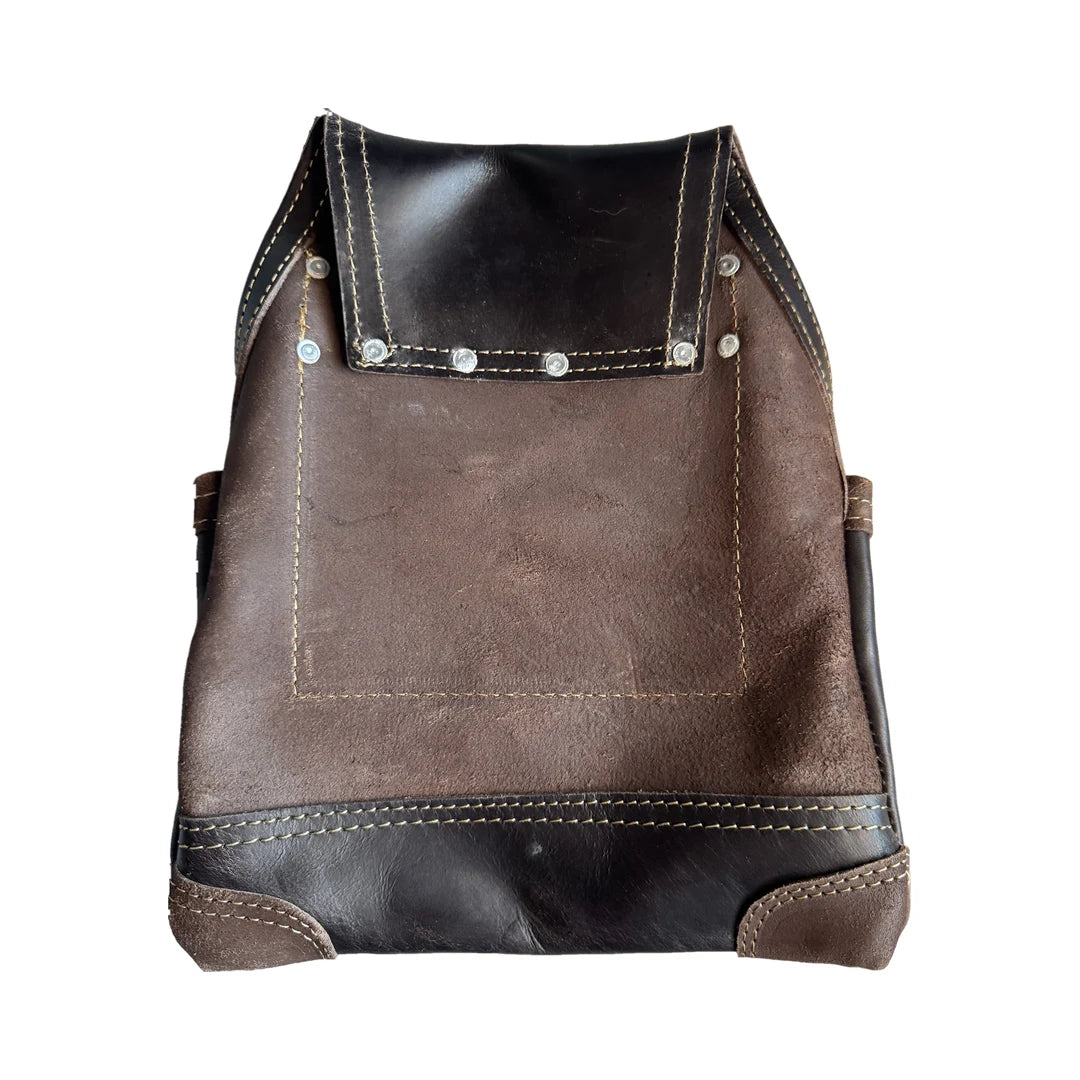 Bolsa de herramientas de cuero USA Pro Tools SST-1256, vista de atrás con trabilla para cinturón